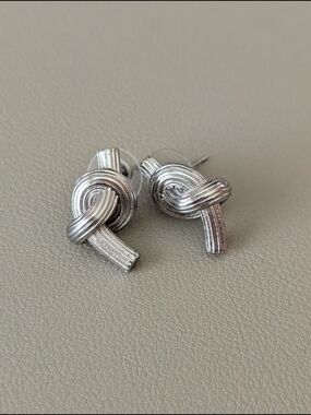 Silver Knot Rope Stud Earrings